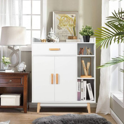 Minimalistic and Sleek Wooden Bookcase with Moveable Shelves and Sleek Finish