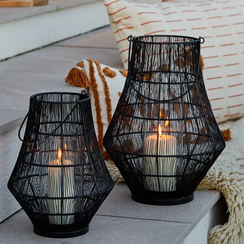 Stylish and Elegant Outdoor Lantern with Wirework Design