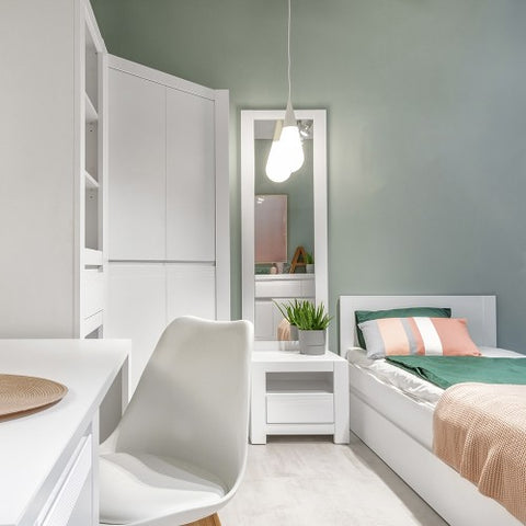 Modern Bedside Table with 1 Drawer and 1 Shelve in Crystal White