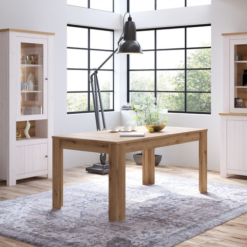 Multi-Use Traditional Oak Dining Table with Minimalistic Appeal
