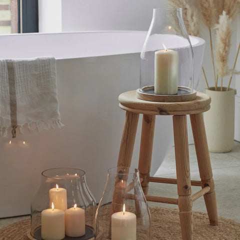 Minimalistic and Elegant Clear Lantern