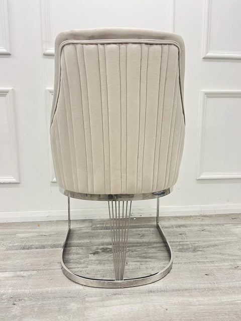 Elegant and Modern Dining Chair with Velvet Seat and Comfortable Cradling Design