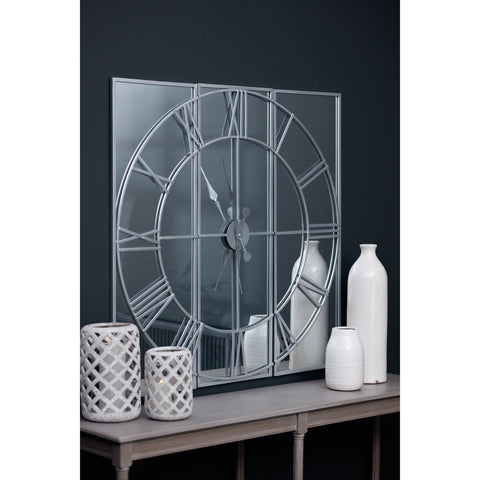 Modern Metallic Wall Clock with Roman Numerals and Exquisite Mirrored Face