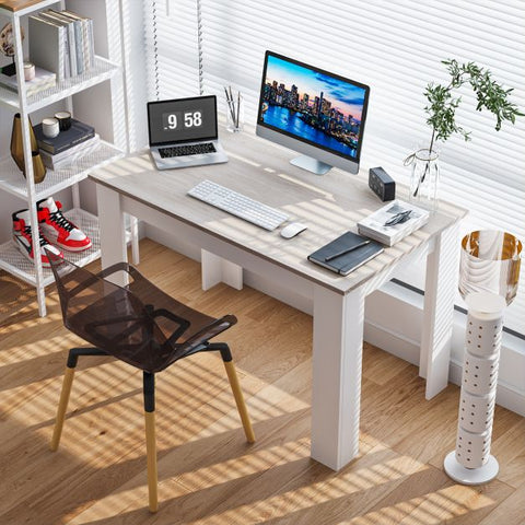 Modern Dining Table with Capacity of 4 People