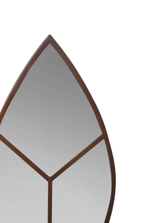Versatile Leaf Shaped Outdoor Natural Rust Mirror