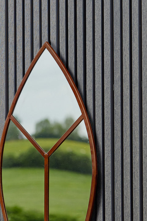 Versatile Leaf Shaped Outdoor Natural Rust Mirror