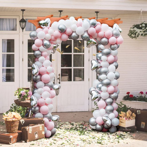 Decorative Fir Wood Arch with Climbing Plans Structure