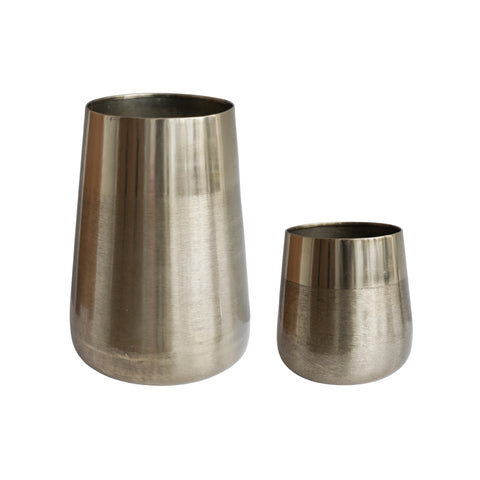Classy Outdoor Pewter Planter set of 2 with Metallic Finish