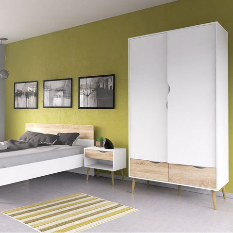Elegant and Versatile Scandinavian Wardrobe with Neutral Palette and Ample Storage