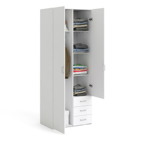 Modern and Minimalistic Wardrobe with Prine and Clean Finish