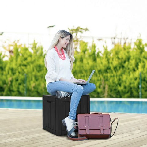 Lockable Lid Outdoor Shed with Easy-Carry Handles