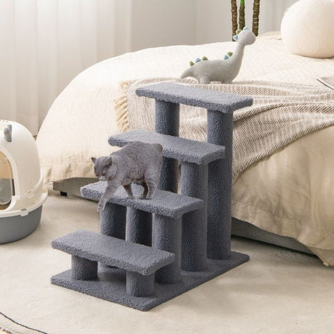 Carpeted 4-Step Easy Climb Ladder