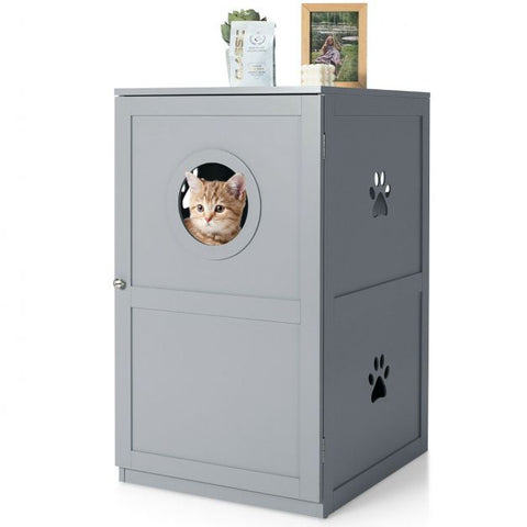 Two-Tier Design with Entry Hole and Enclosed Door